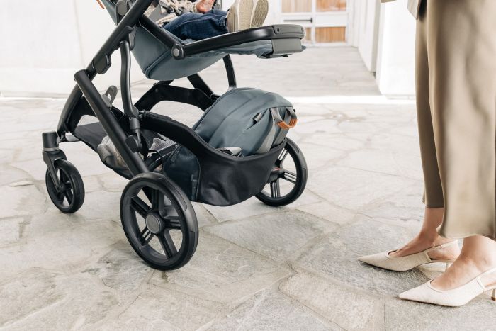 Uppababy Vista V3 pushchair & carrycot - Dillan - Image 14