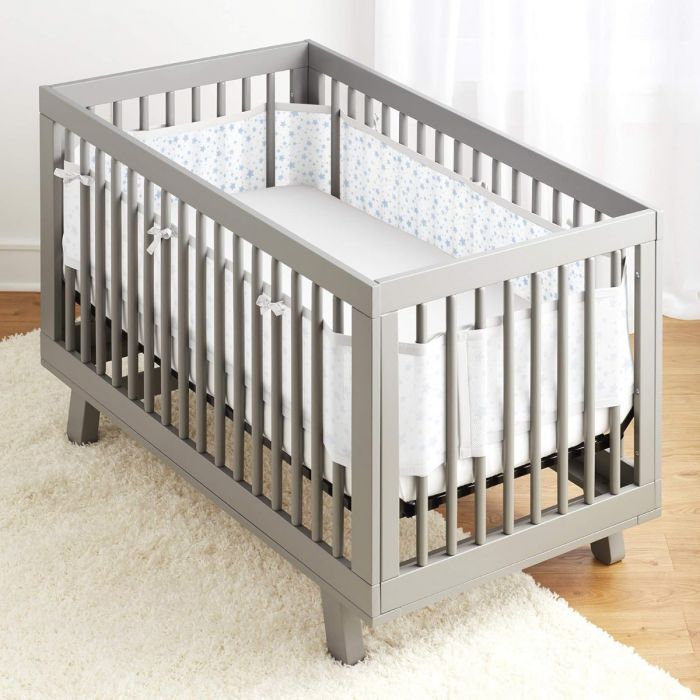 BreathableBaby Mesh Cot Bed Liner – Classic Collection – Fits 4 Sides – Safe Anti-Bumper Design – Twinkle Blue