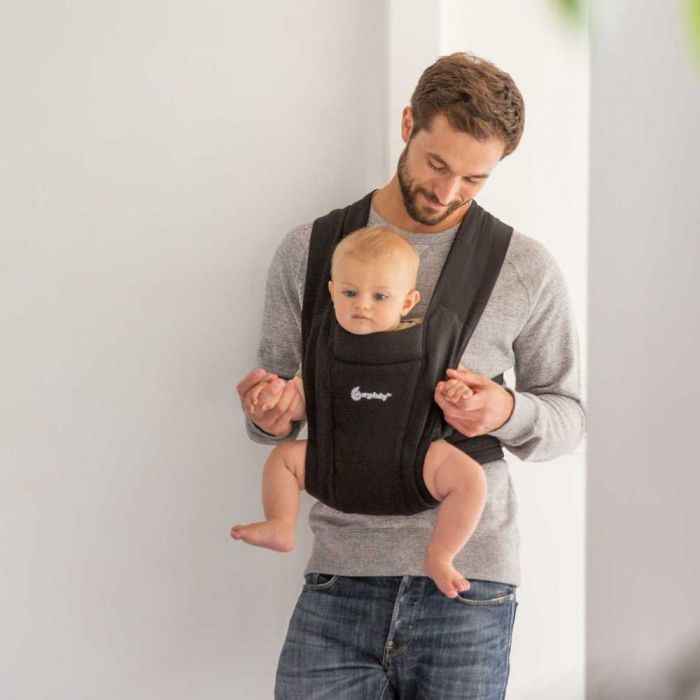 Ergobaby Embrace Baby Carrier for Newborns from Birth, Extra Soft and Ergonomic with Head Support - Pure Black - Image 4
