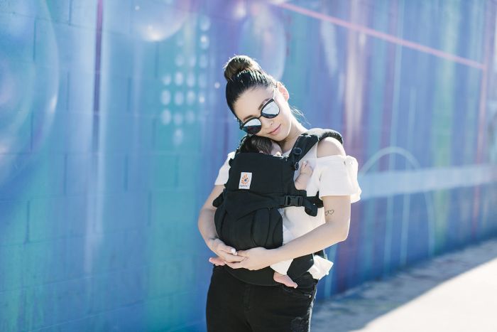 Ergobaby Baby Carrier, 4-Position Omni 360 Cotton for Newborn to Toddler, Ergonomic Child Carrier and Baby Backpack - Pure Black - Image 3