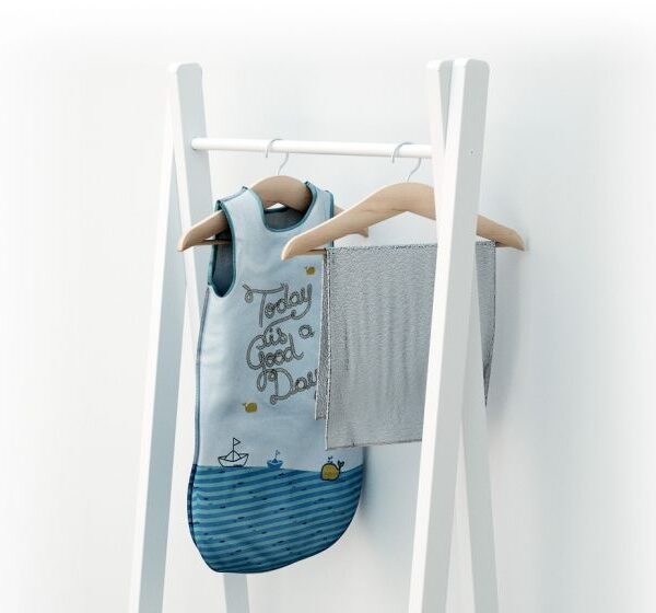 Children's Wooden Clothes Rail - White