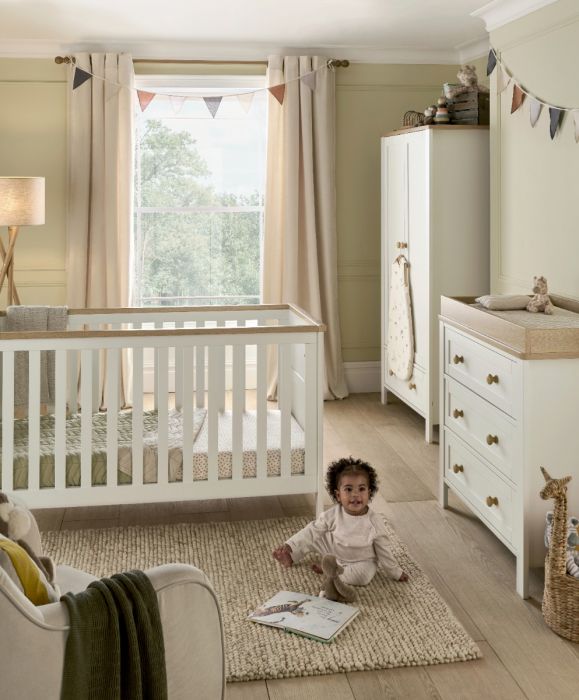 Mamas & Papas Wedmore 2 Piece Cotbed Set with Dresser Changer - White/Natural - Image 8
